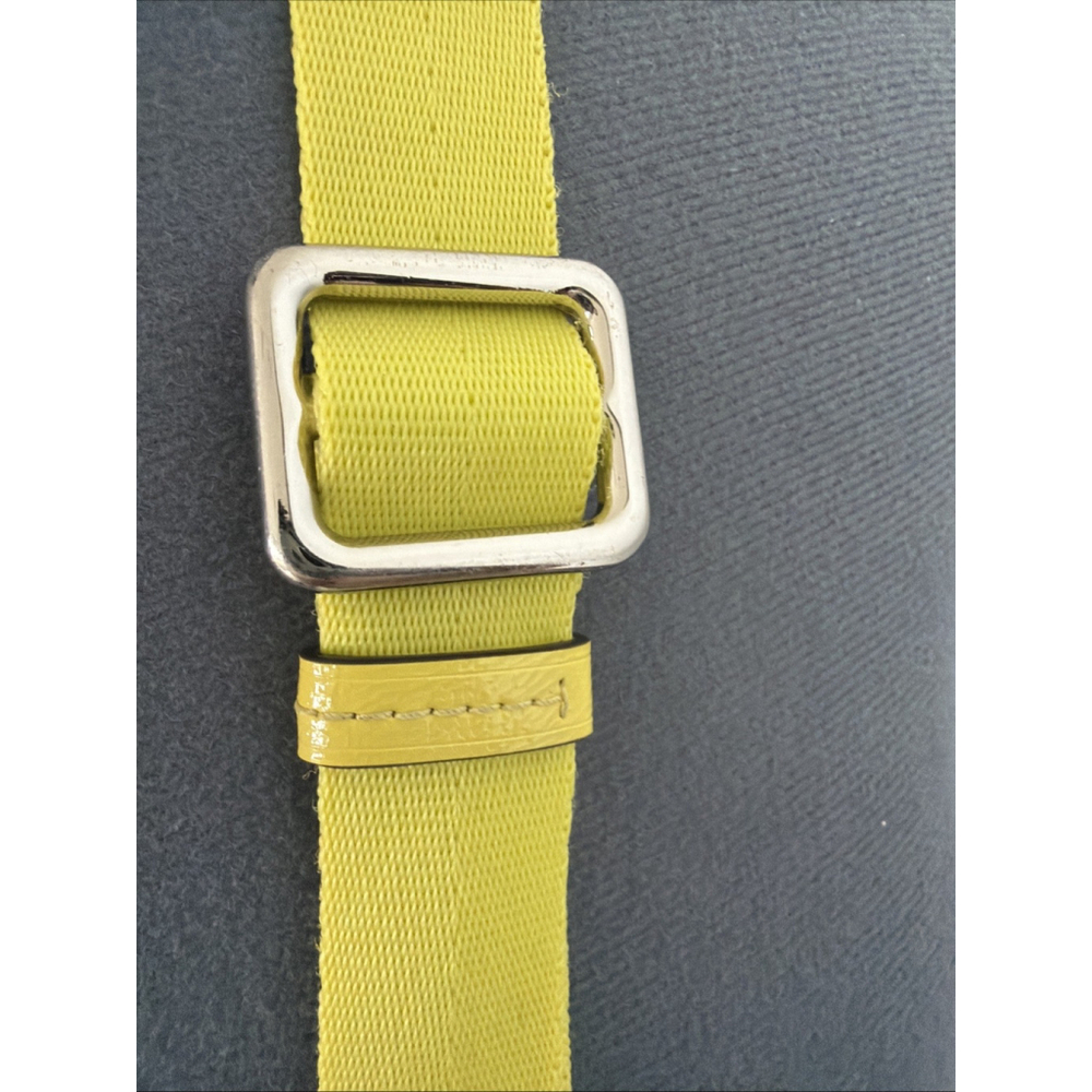 Vintage 90’s Coach Signature Logo Yellow
Nylon Colorblock Crossbody Bag F77408 - Picture 7 of 15